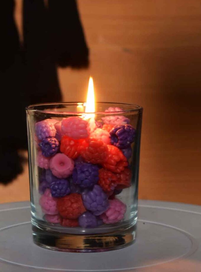 BERRIES CANDLE