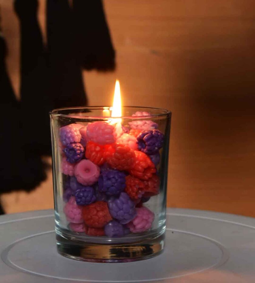 BERRIES CANDLE