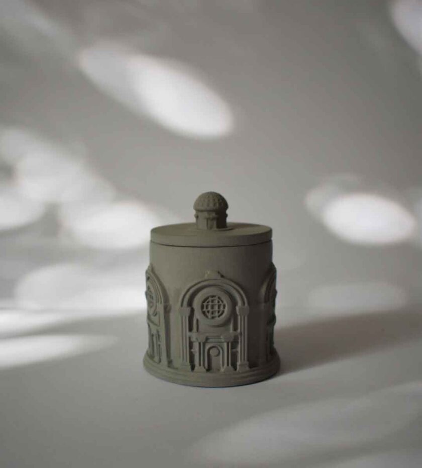 PALACE JAR