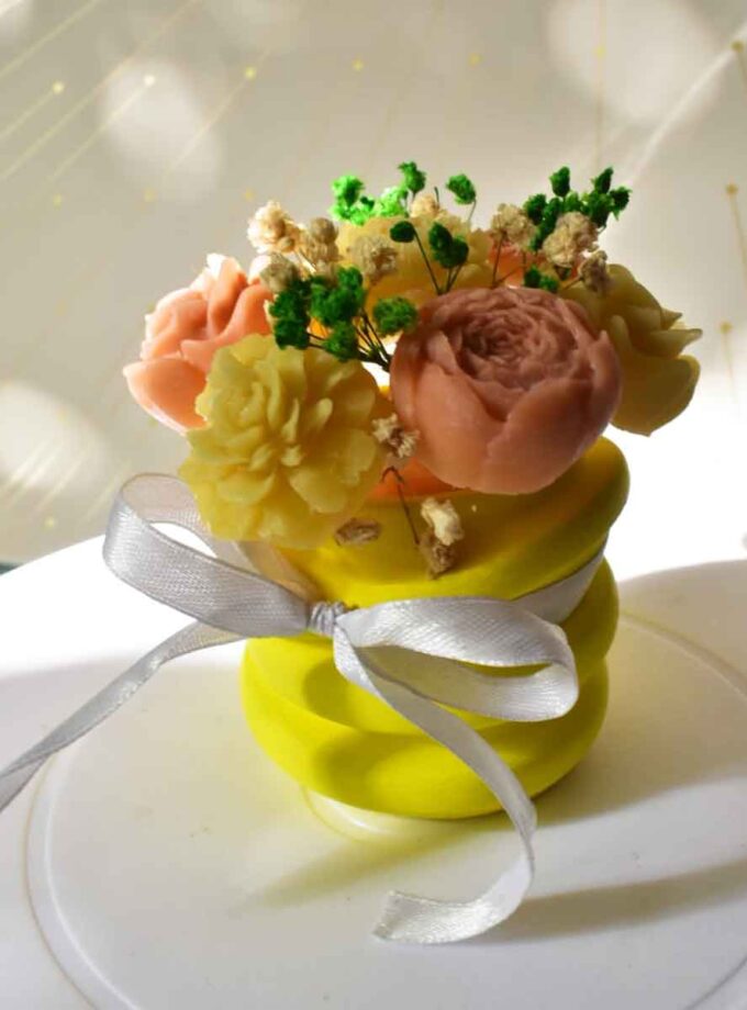 Scented Candle Bouquet - Yellow