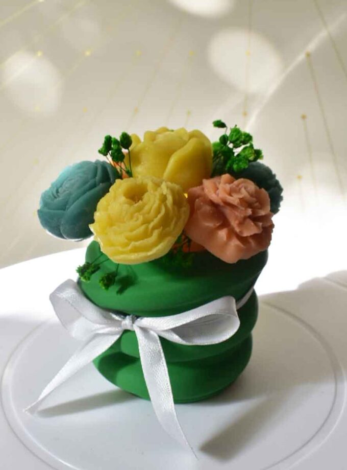 Scented Candle Bouquet - Green