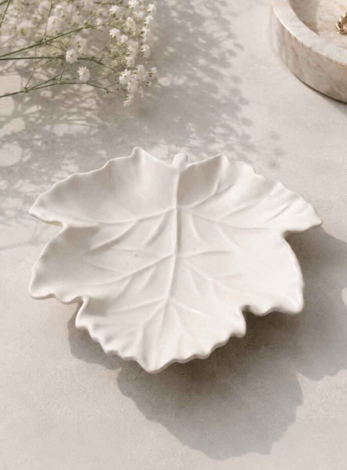 Maple Leaf Tray